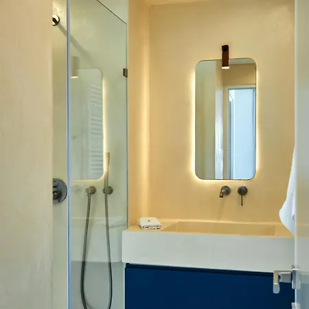 Platform House Villa