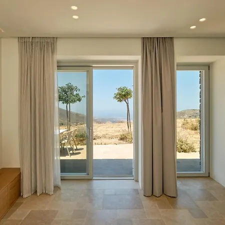 Platform House * Parikia (Paros)