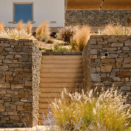 Platform House Villa