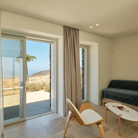 Platform House Parikia (Paros)